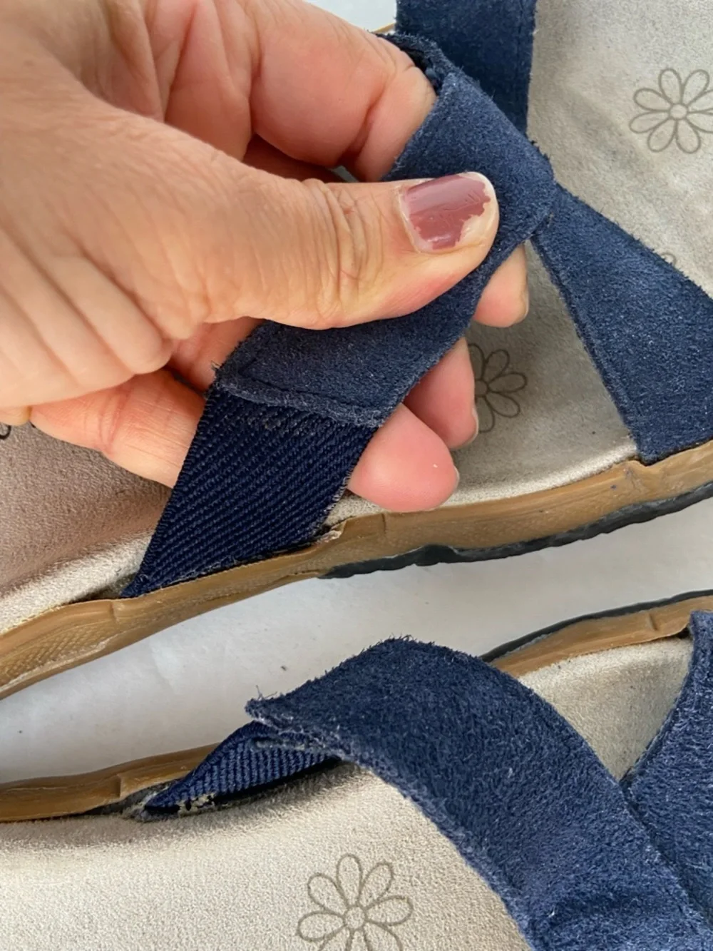 White Stag Maya Women's Sandals Sz 8 Crisscross Blue Suede Leather Boho Outdoor